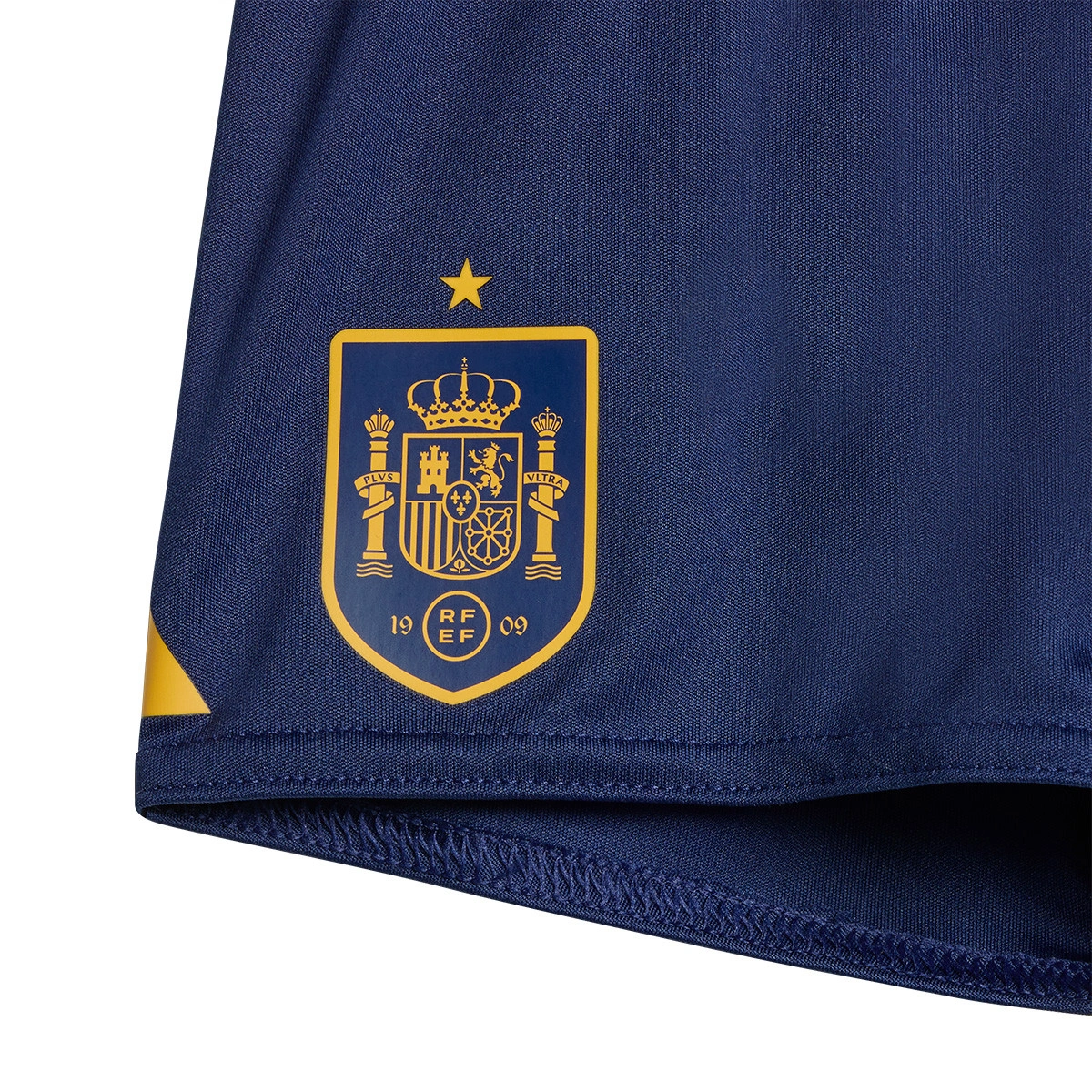 Conjunto adidas Espanha Primeiro Equipamento Mundial 2026 Bebé