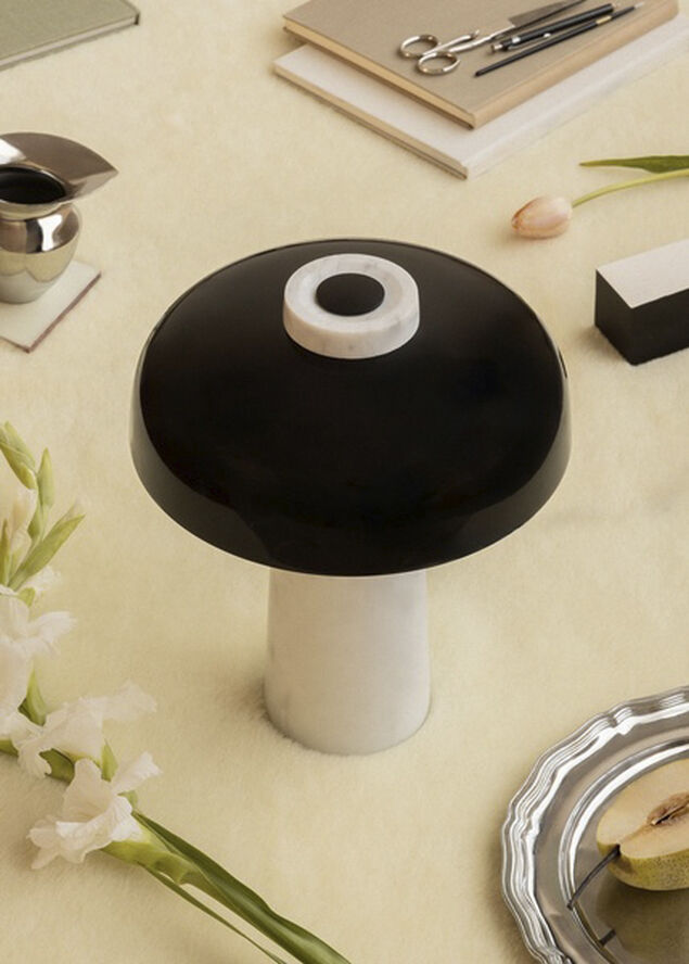 Audo Copenhagen Reverse Table Lamp, Carrara, Black ( CE-ETL-UK)
