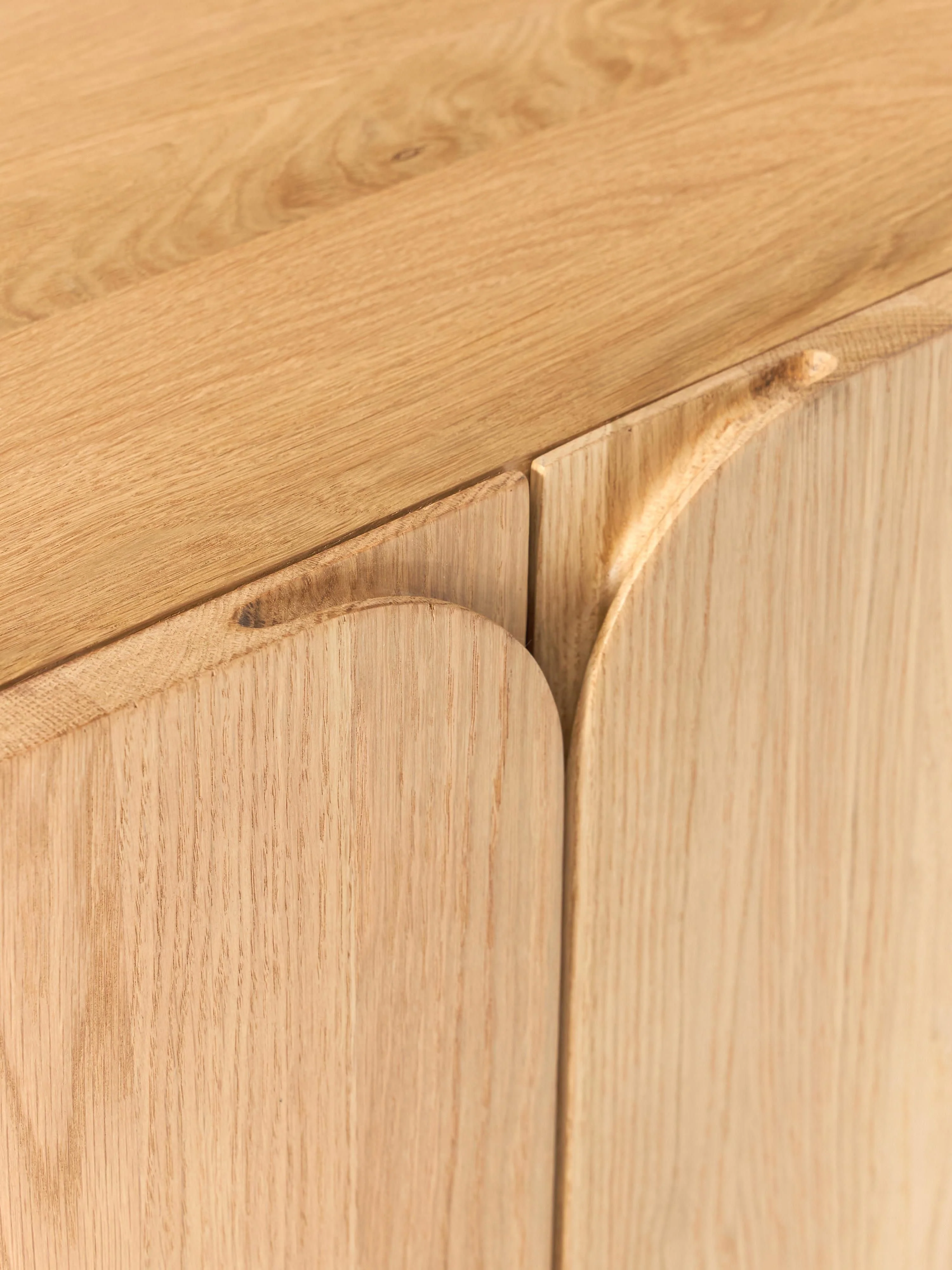 Dressoir Cadi van eikenhout