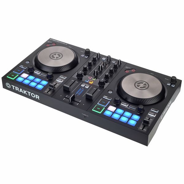 Native Instruments Traktor S2 MK3 Bundle