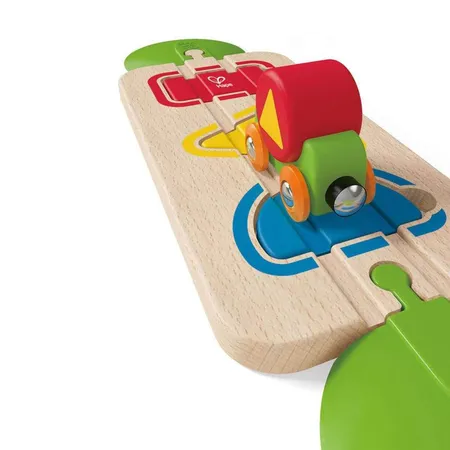 Hape Puzzleschienen mit mehreren Farben und Formen
