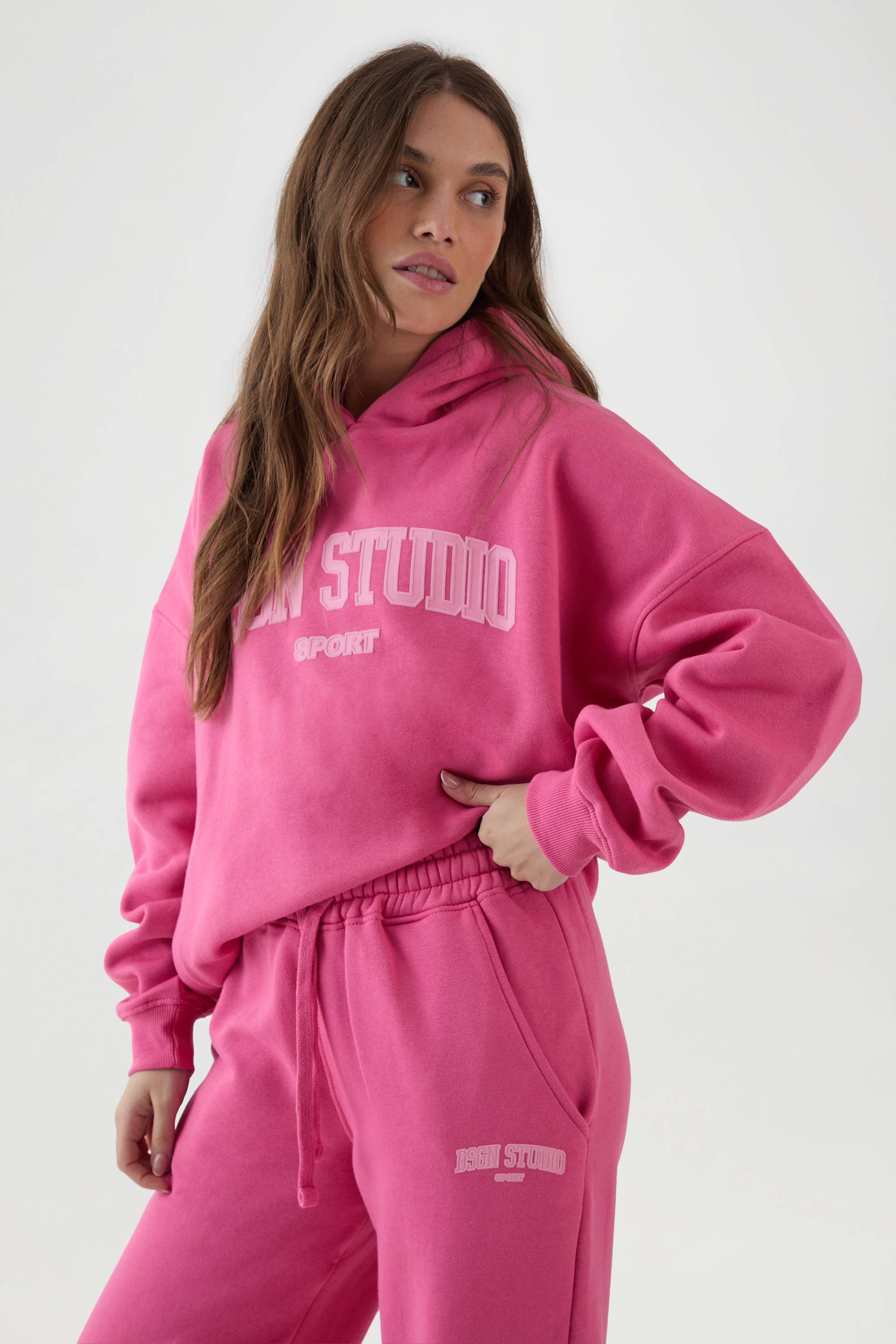 Ensemble De Survêtement À Casynthétiqueche Oversize Dsgn Studio