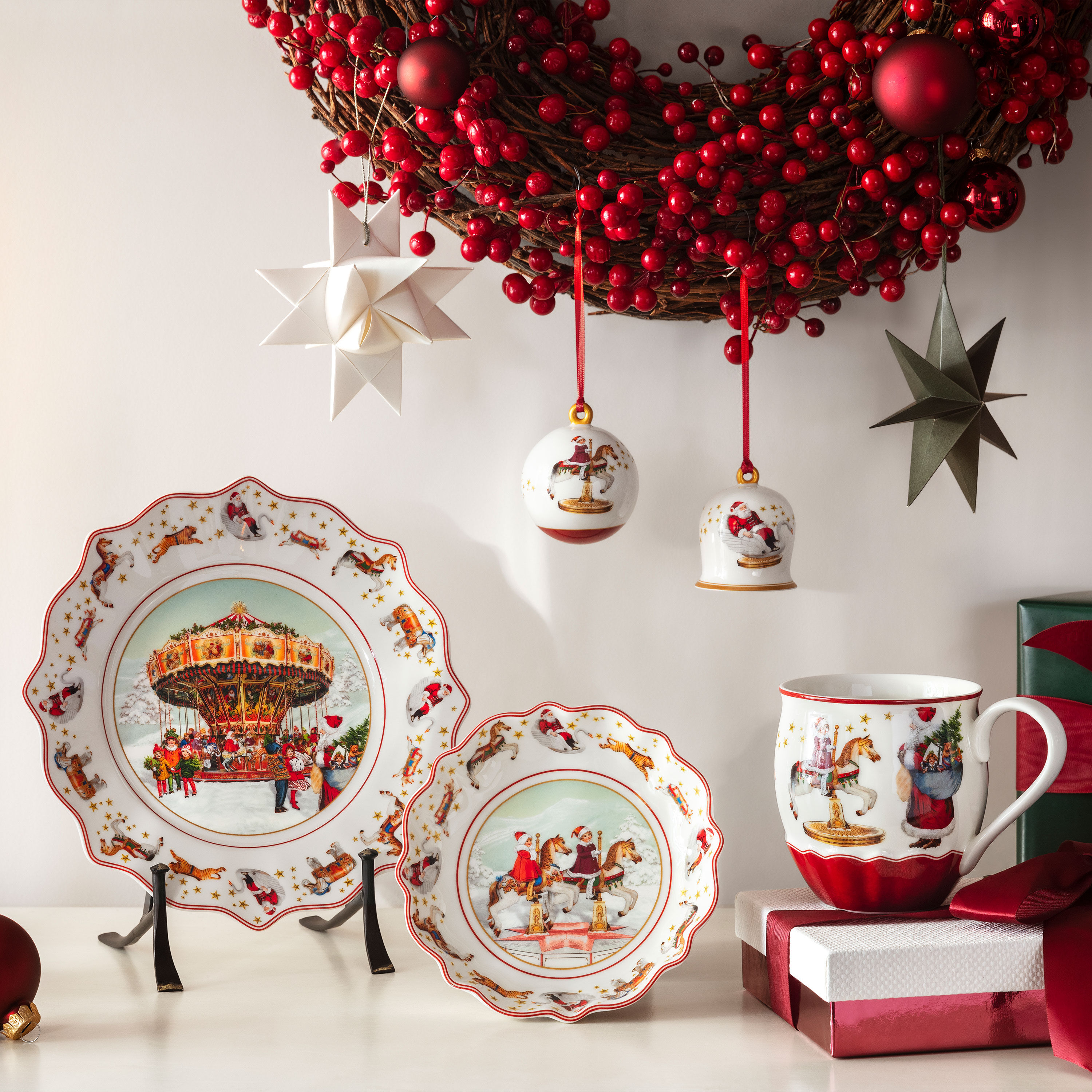 Annual Christmas Edition Plate , Multi-colored, , Premium Porcelain