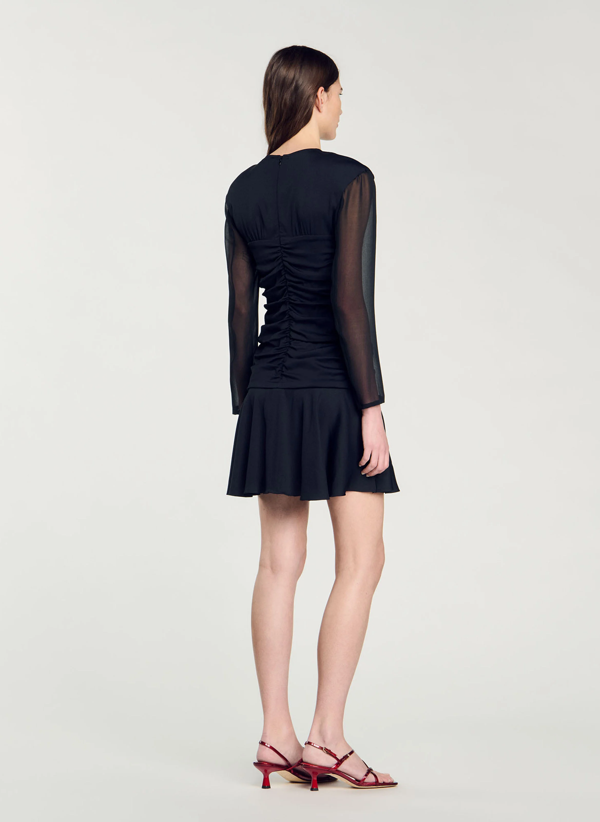 Robe droite courte à col rond| Noir
