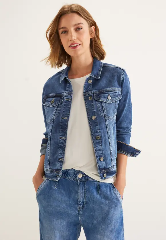 Jeansjacke in Blau - indigo used wash
