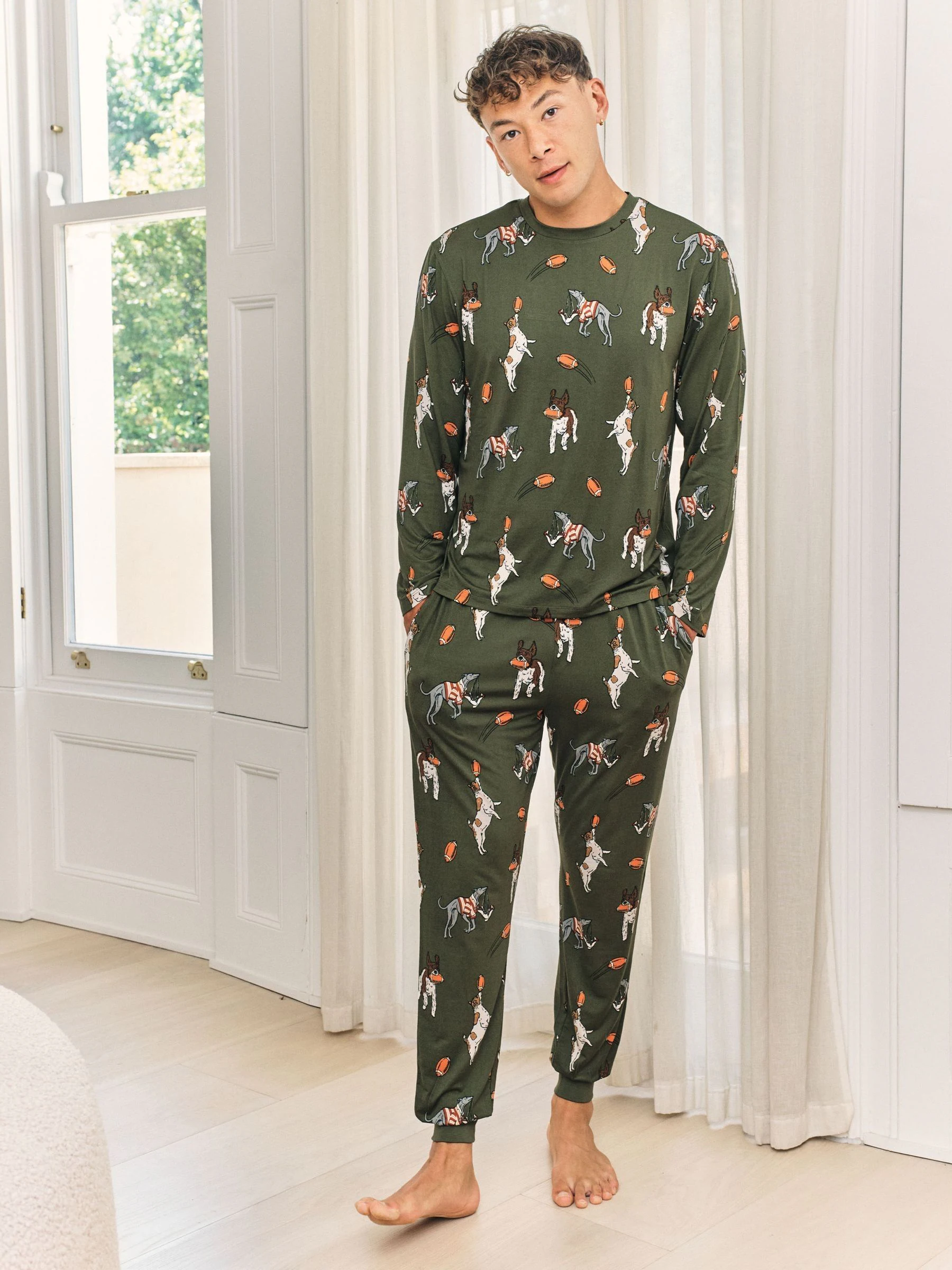 Chelsea Peers Rugby Dogs Print Long Pyjamas Set
