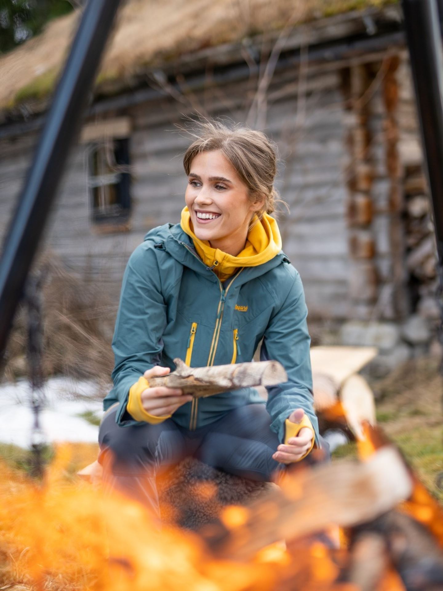 Cecilie Mountain Softshell Jacket