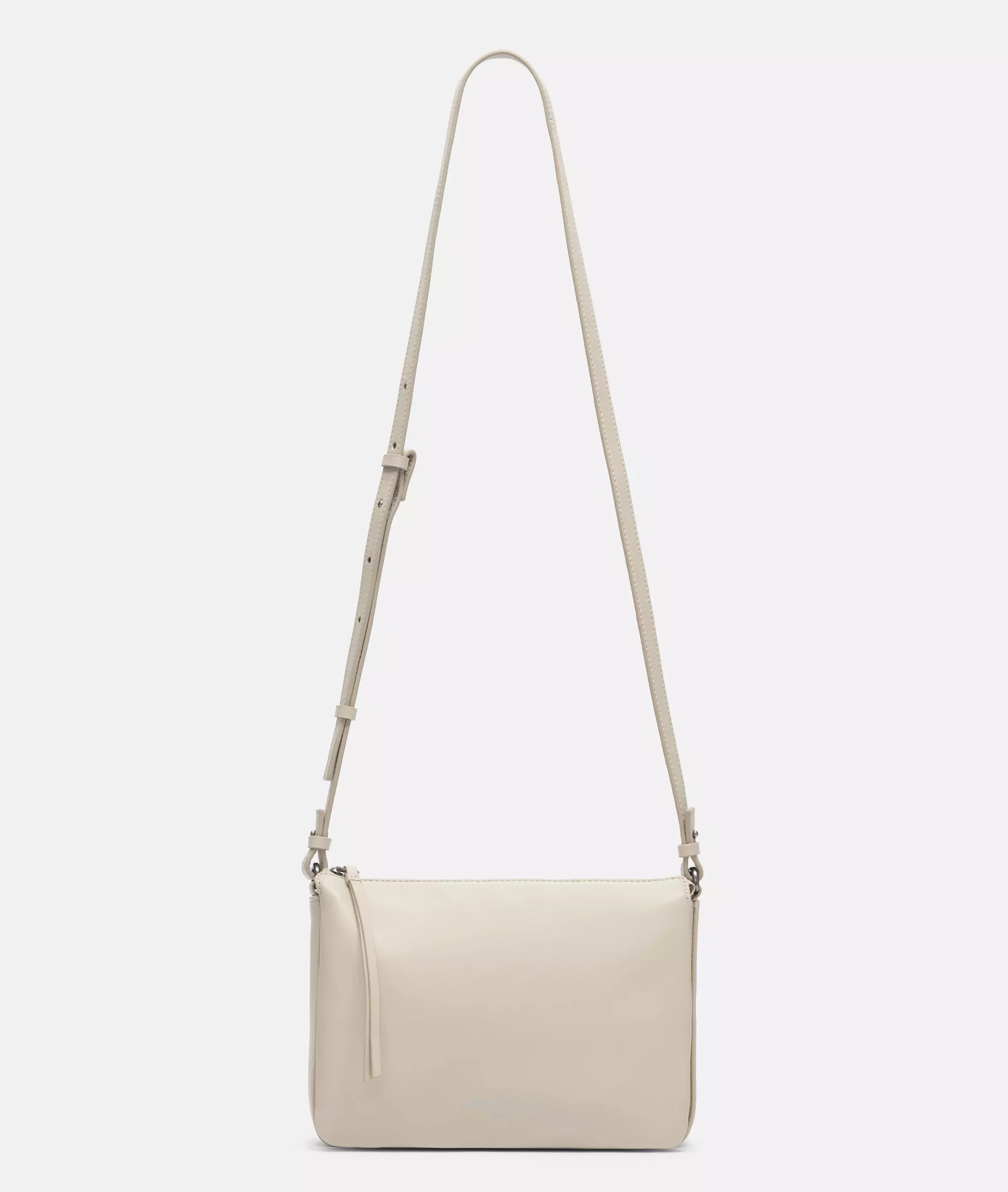 Crossbody Spacious crossbody bag made from soft sheepskin