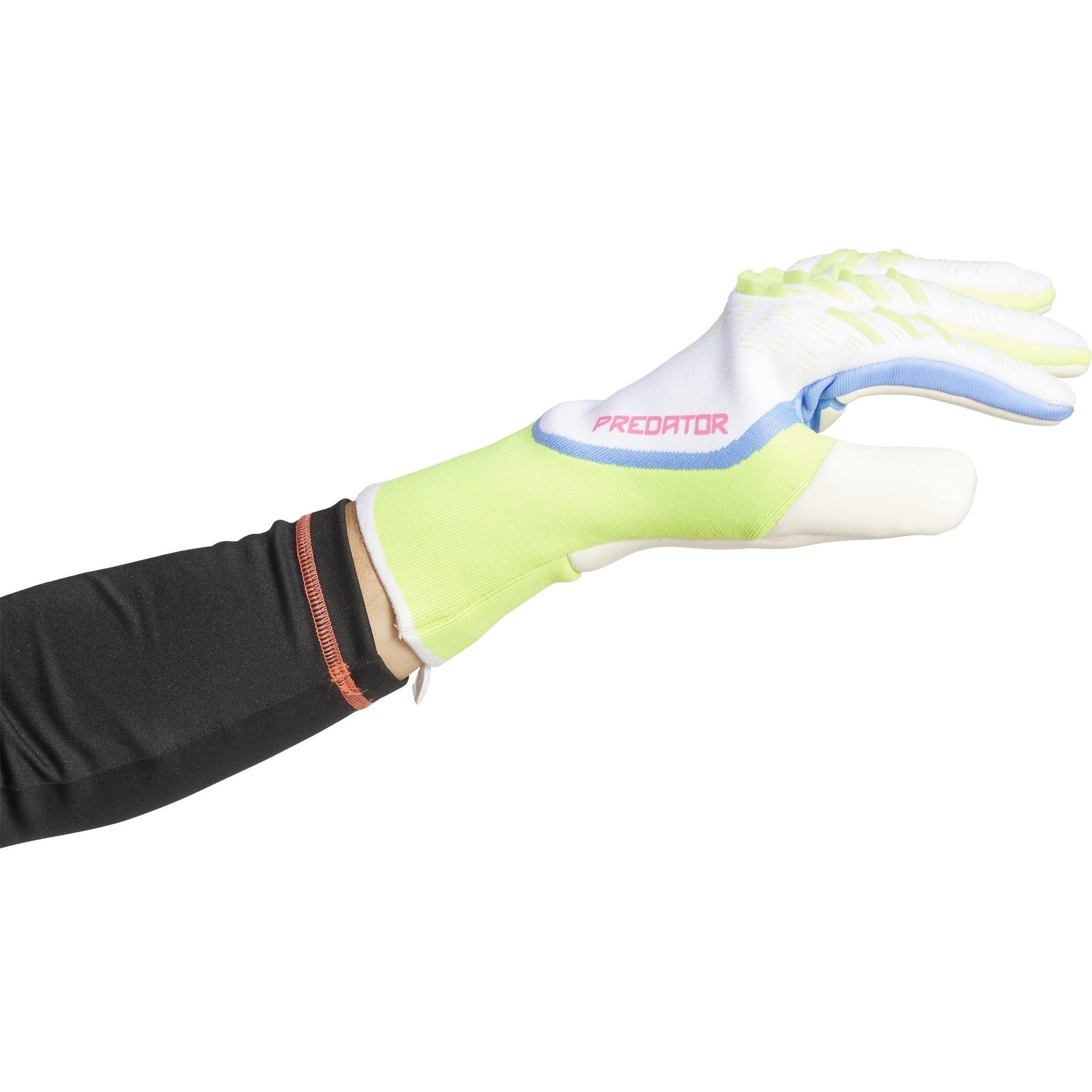 adidas Predator Pro Goalkeeper Gloves Adults