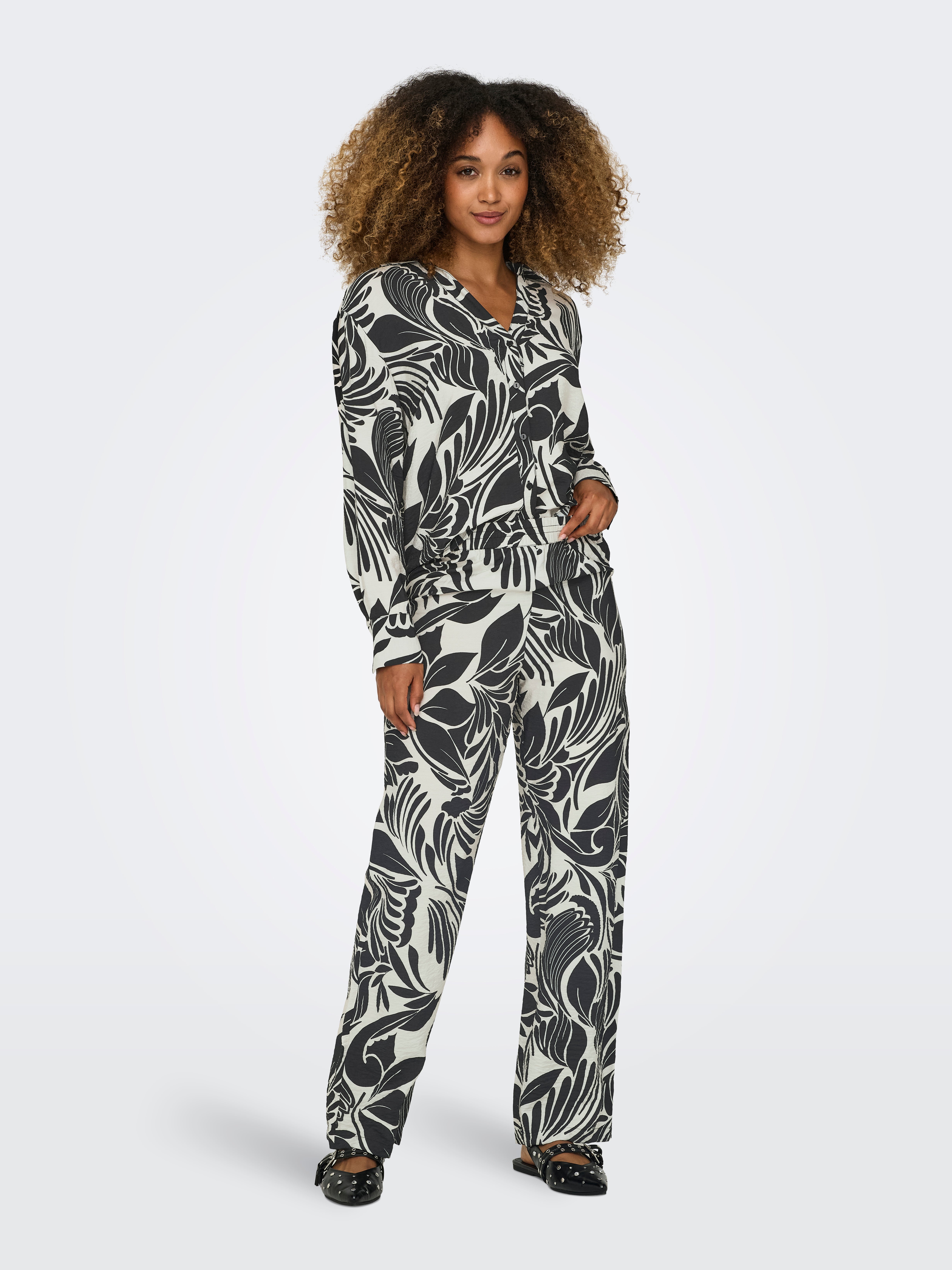 JDYNOA Mittlere Taille Normal geschnitten Hose Whitecap Gray