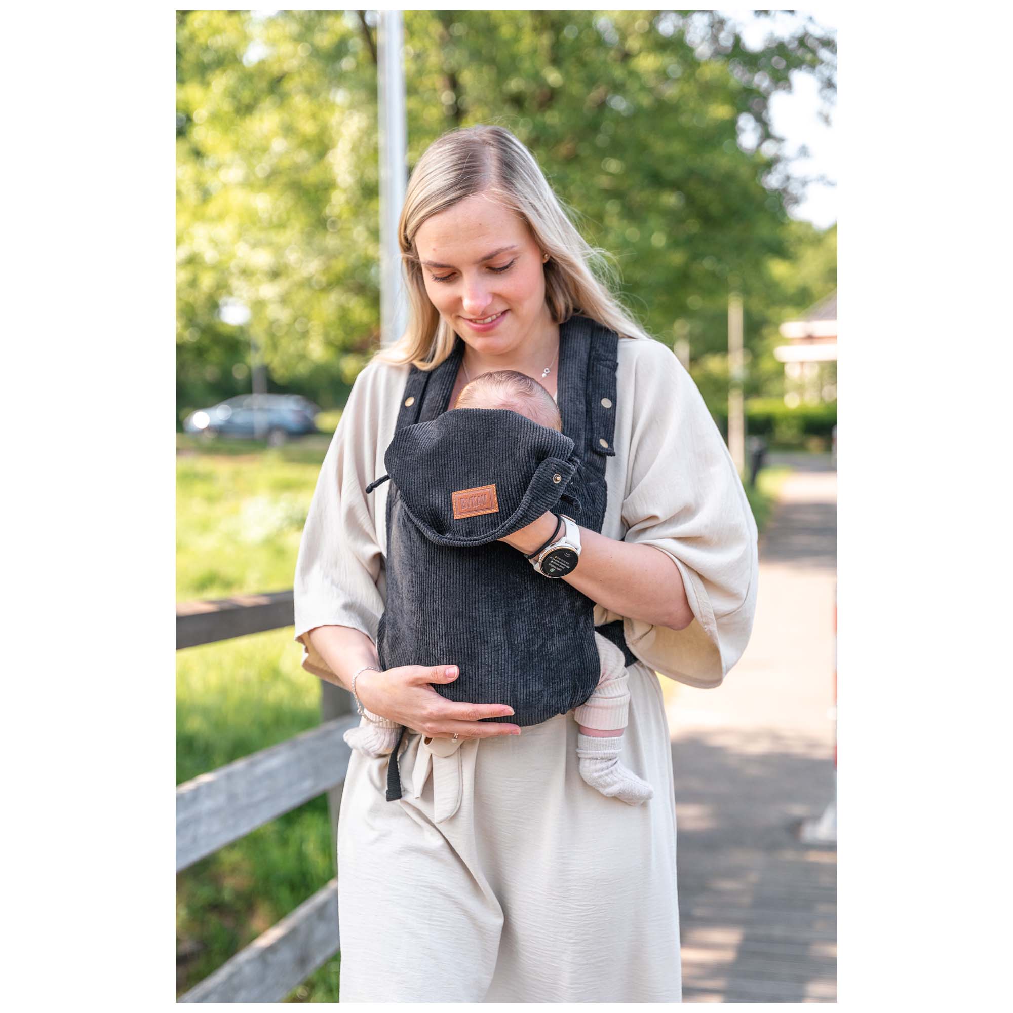 ByKay Click Carrier Classic Pro Ribbed Velvet Smoky Black