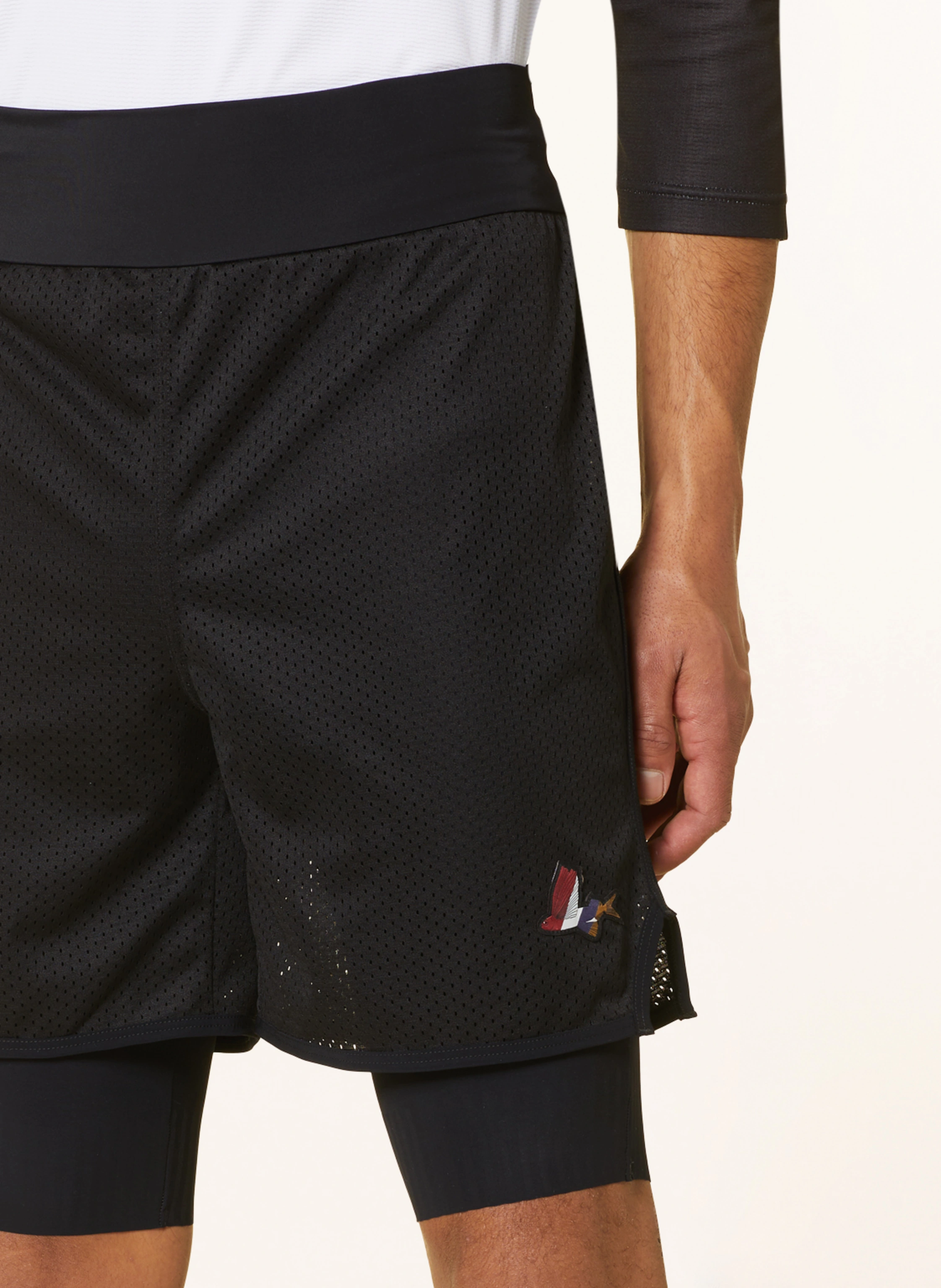 CAFÉ DU CYCLISTE Radhose MICKAELA aus Mesh mit gepolsterter Innenhose