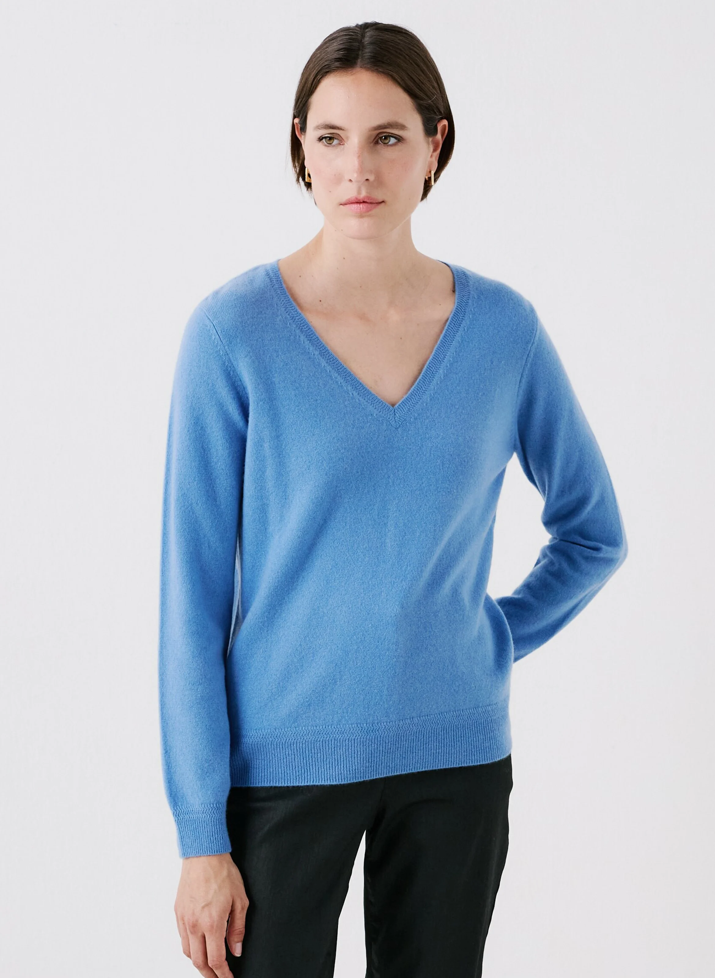MARIANNE2 - Pull cintré col V en cachemire | Bleu
