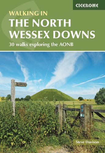 Walking in the North Wessex Downs: 30 walks exploring the AONB (Paperback)