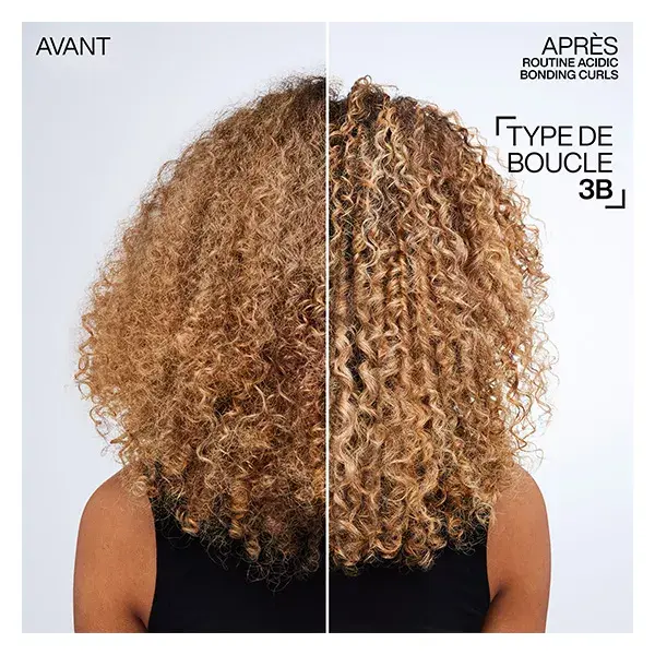 Condicionador reparador Redken Acidic Bonding Curls para cabelos cacheados danificados.