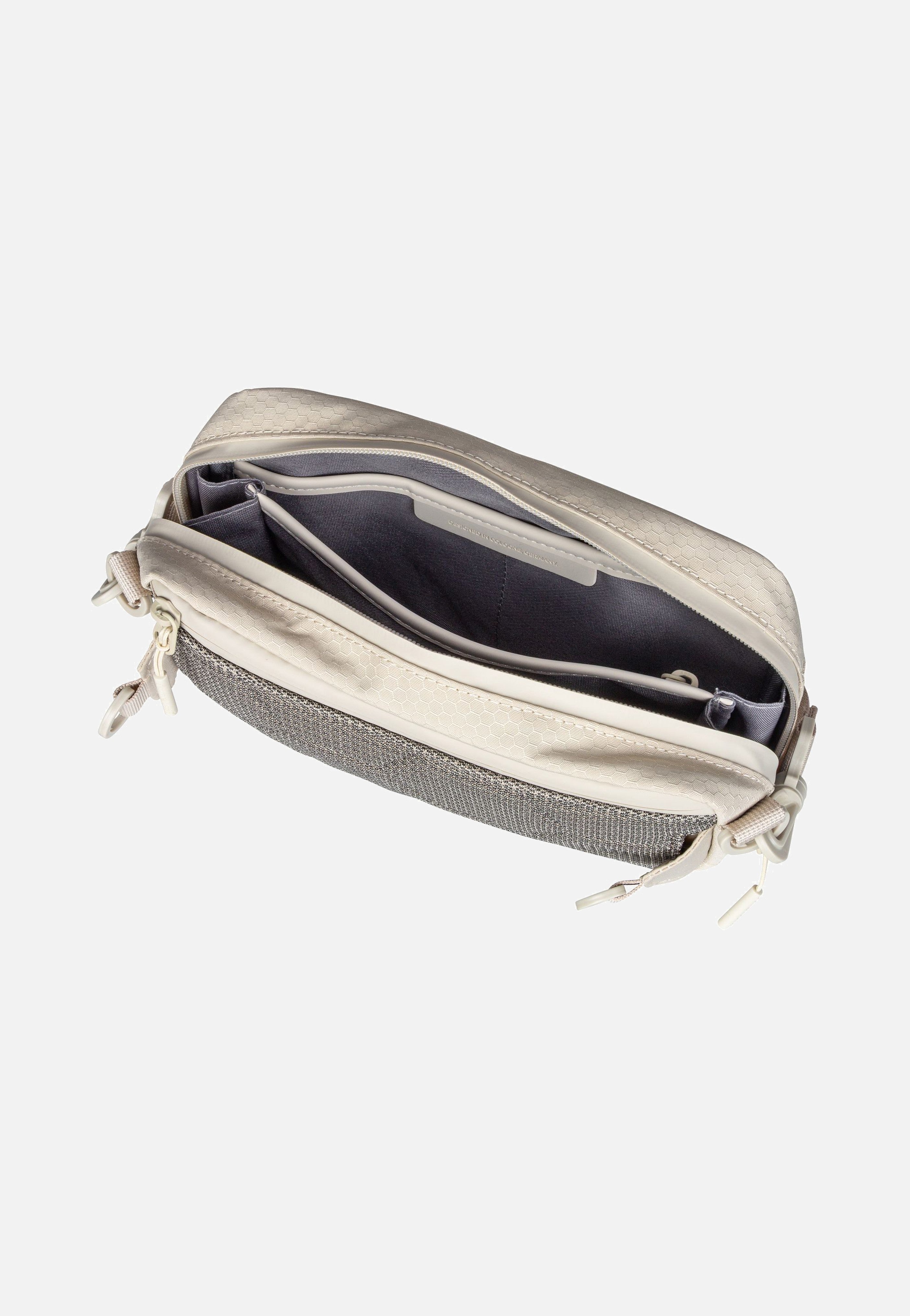 Banff Chestbag Sandstone - Crossbody Bag