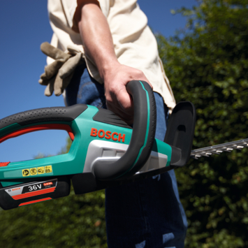 Bosch 36V heggenschaar AdvancedHedgeCut 65cm (Incl. 2.0Ah accu + lader)