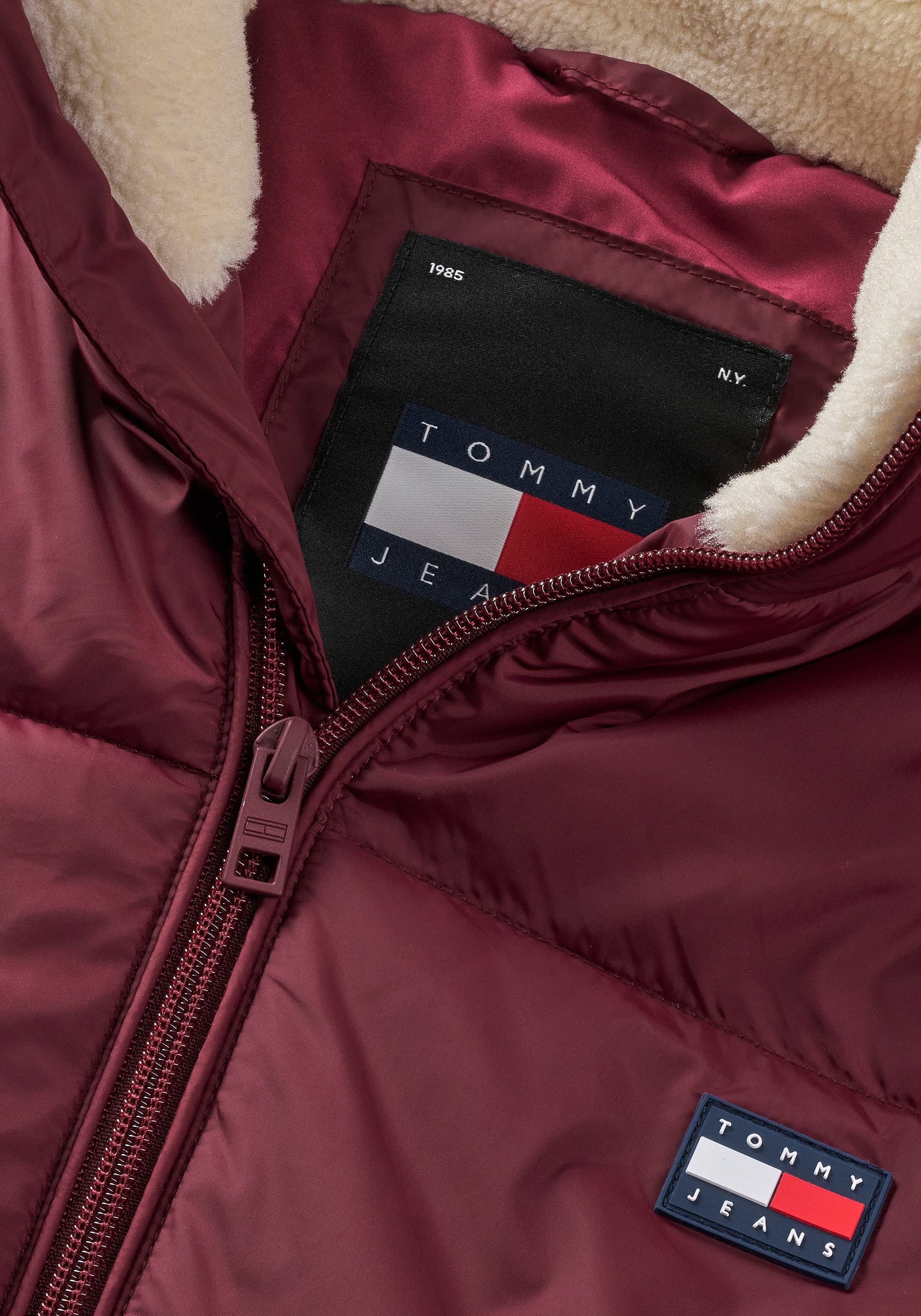 Tommy Jeans Steppjacke »TJM POLY PUFFER EXT« ohne Kapuze Winterjacke mit Stehkragen, gefüttertes Teddy, Innentaschen