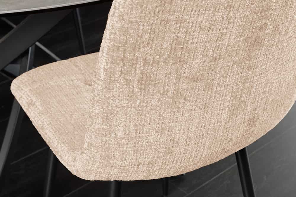 Moderner Design Stuhl TRES CHIC champagner greige Chenille Cremona schwarze Metallbeine