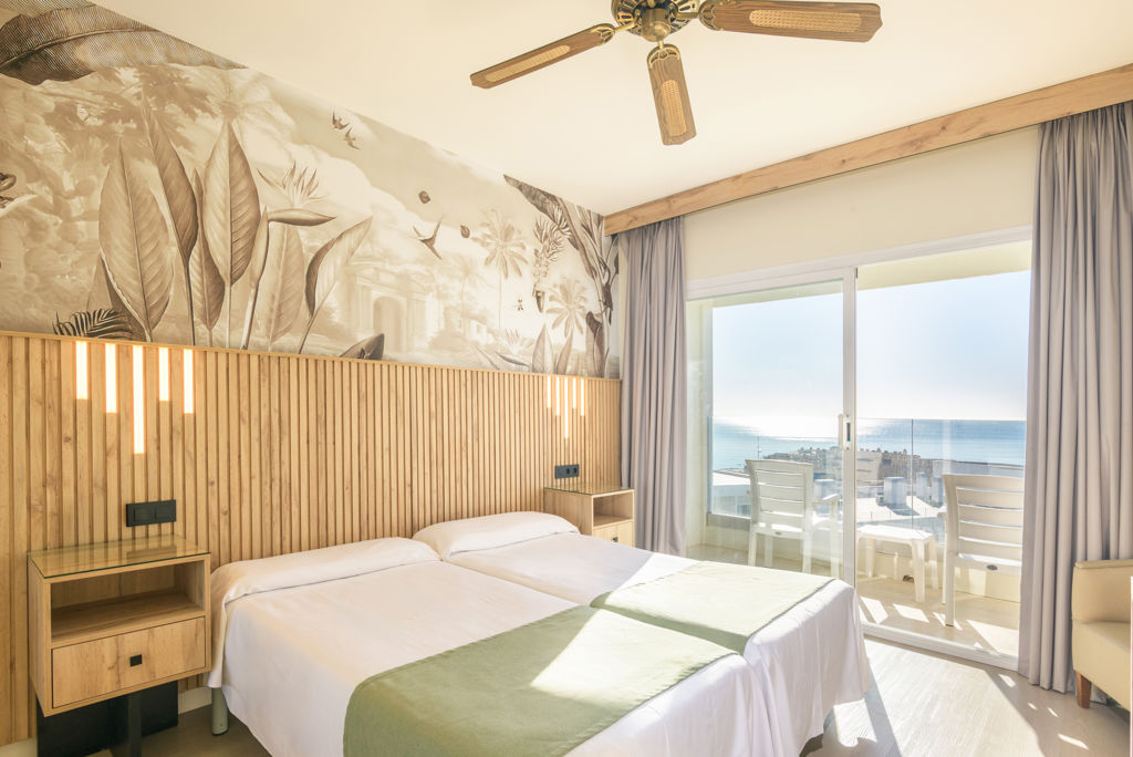 Parasol by Dorobe Halfpension - Hotel