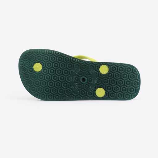 Chinelo de praia brasileiro, modelo clássico infantil, fabricado no Brasil.