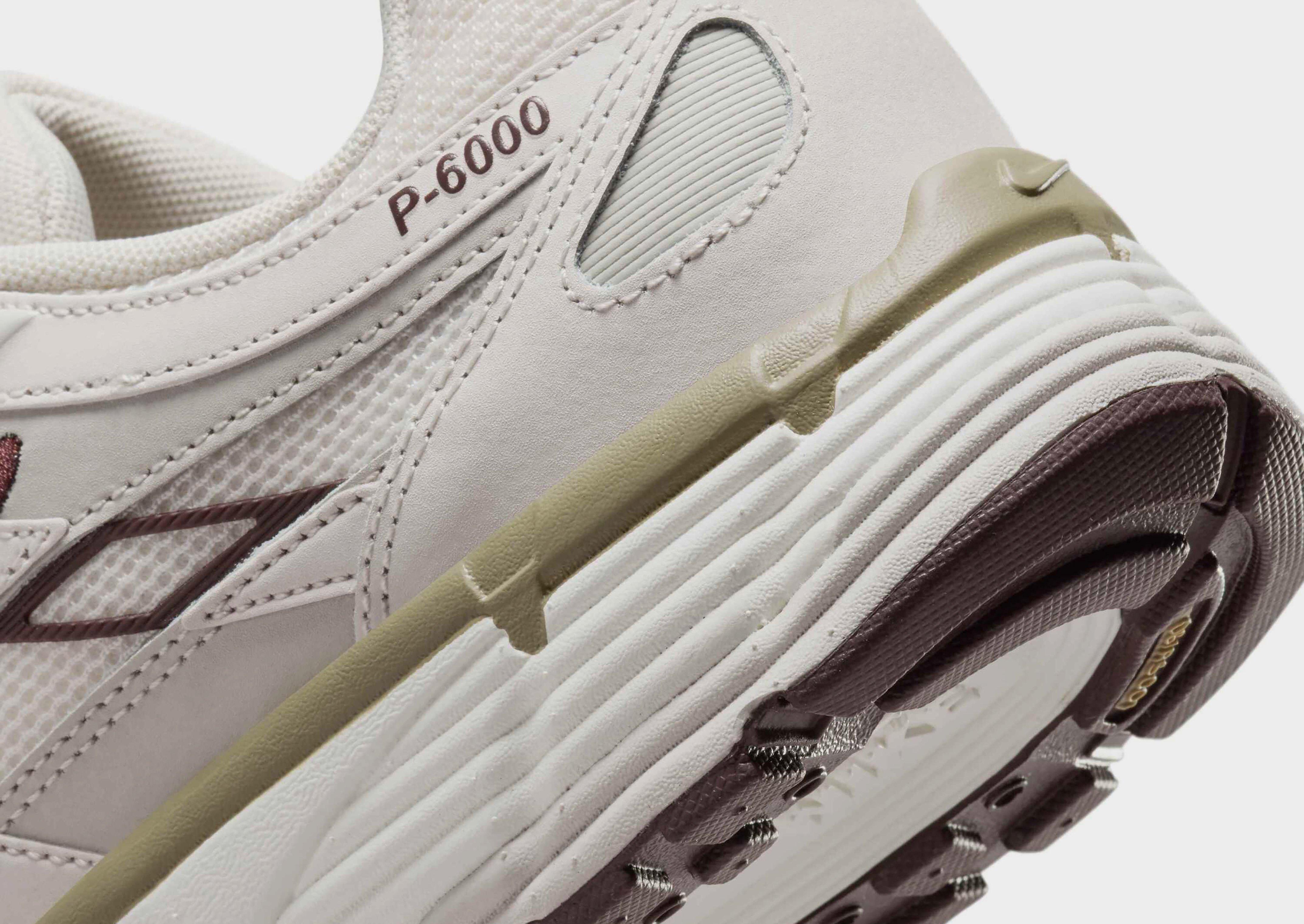 Nike Chaussure P-6000