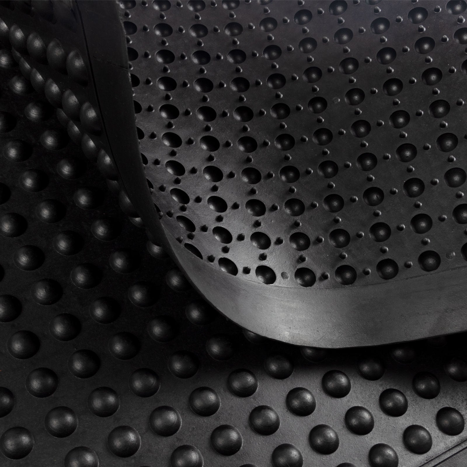 etm Arbeitsmatte Bubble | Naturgummi | Schwarz