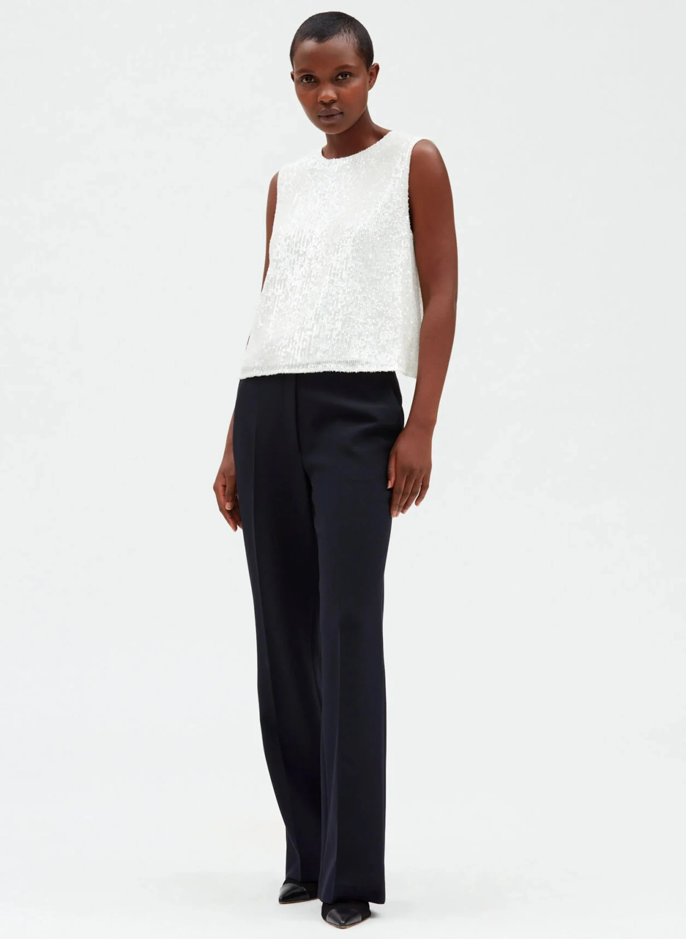 Top col rond brodé à sequins| Blanc