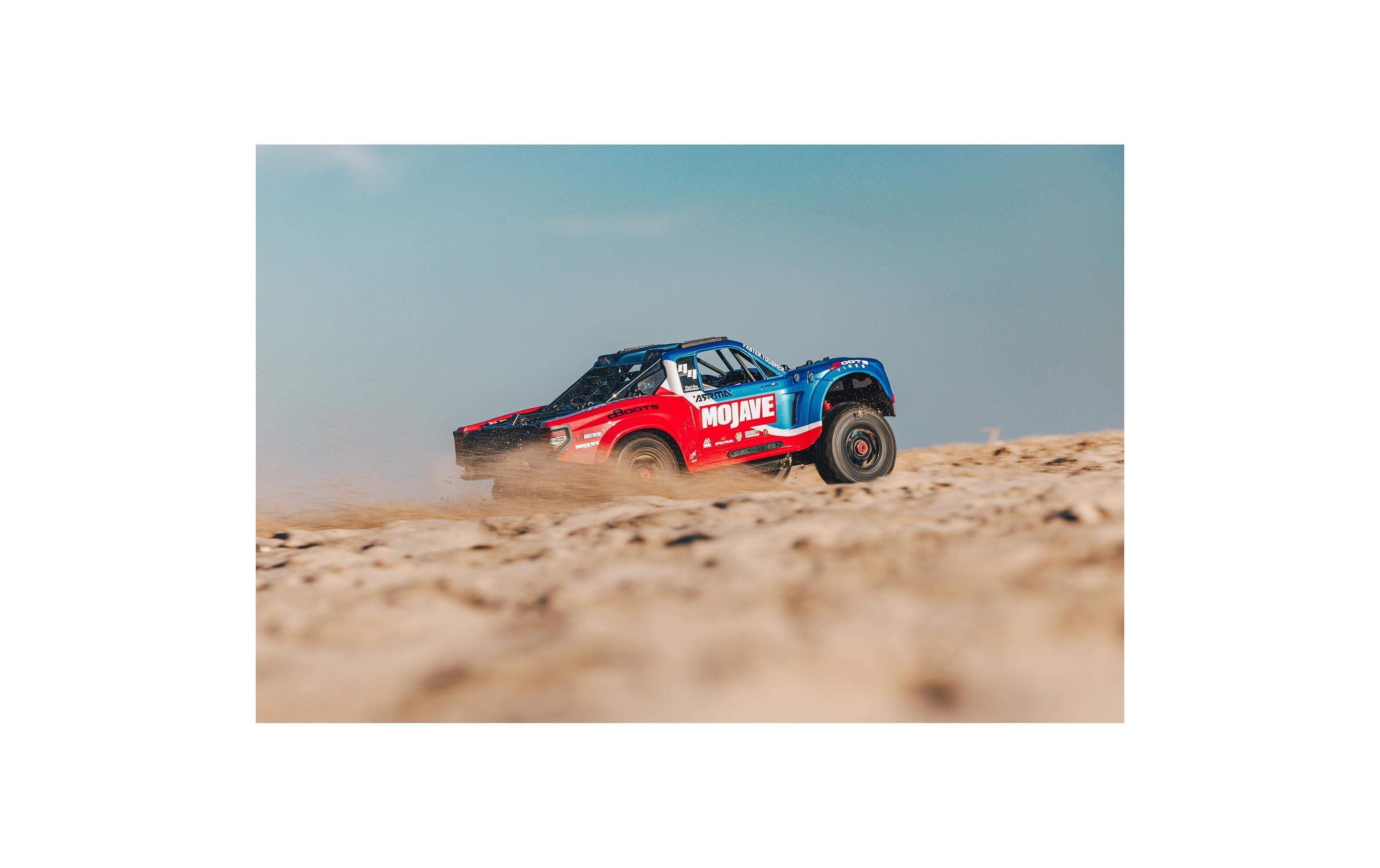 Short Course Truck Mojave 4x4 4S BLX Blau, ARTR, 1:8<br>4WD Desert Truck mit starkem 4S Brushless Antrieb