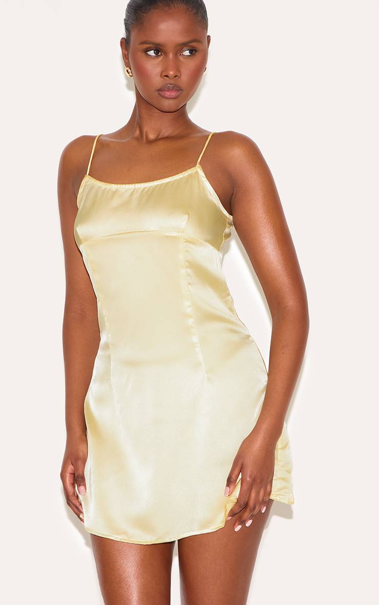 Butter Yellow Robe Droite En Satin À Imprimé Floral