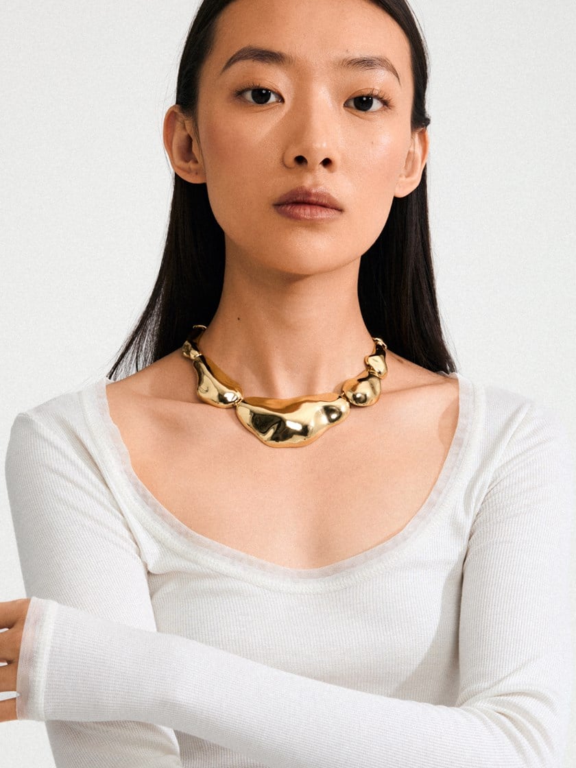 Free Statement Necklace Gold-P Old Gold