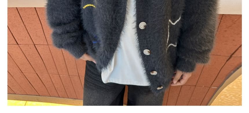 Diphon - V-hals cartoon sterletters oversized pluizige cardigan