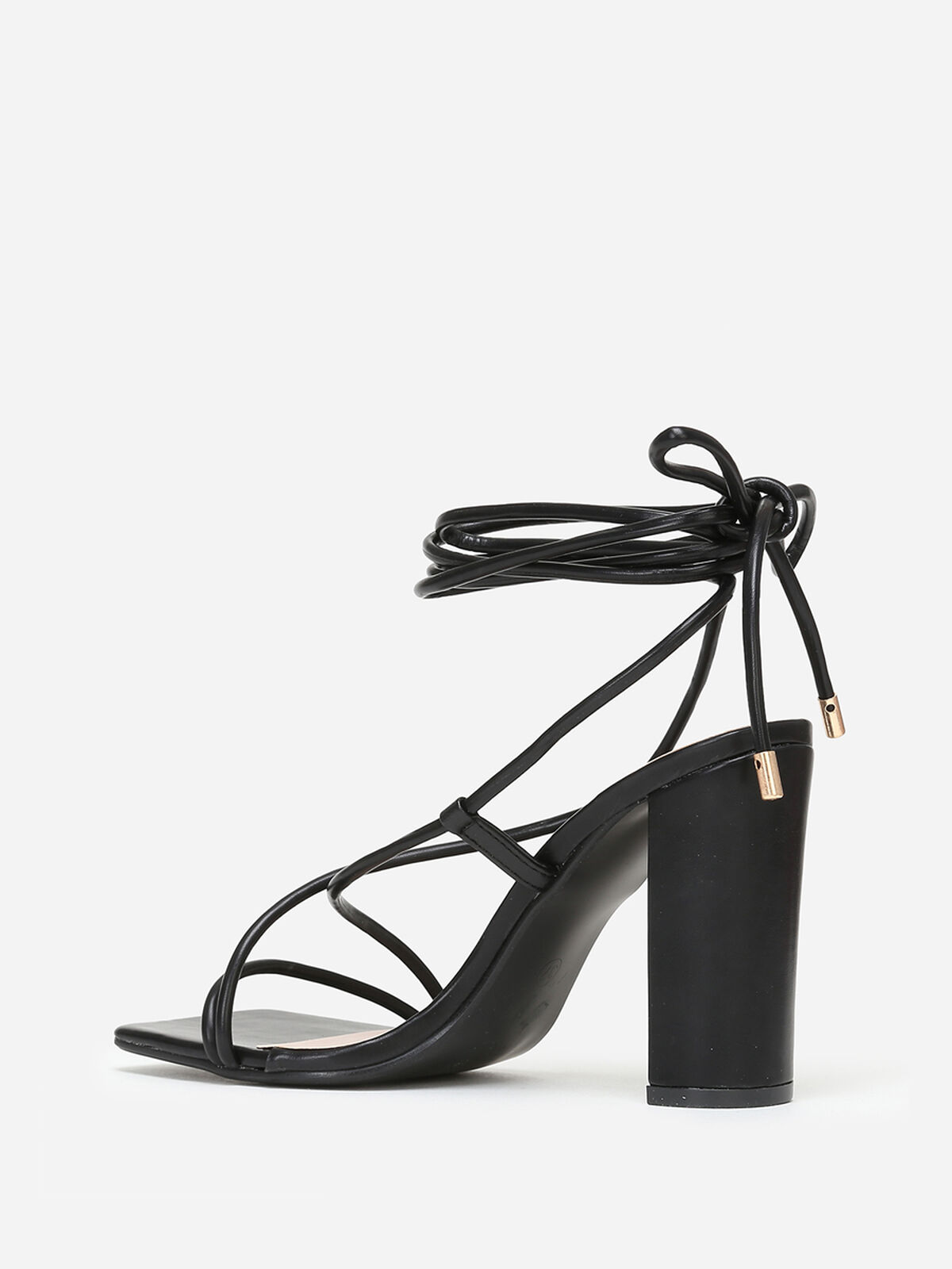 Sandales avec laçage à bout carré- Noir