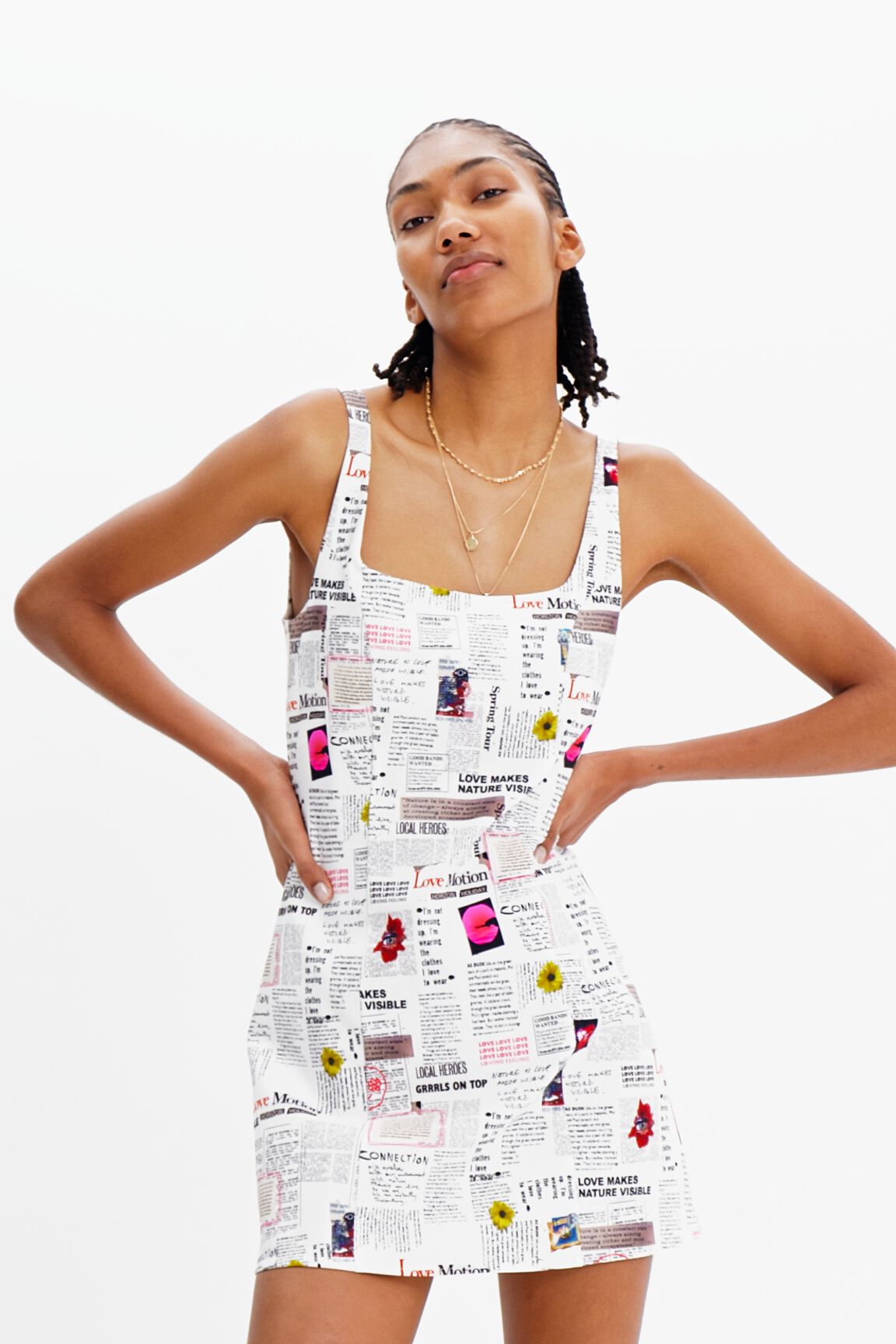 Robe courte bretelles journal