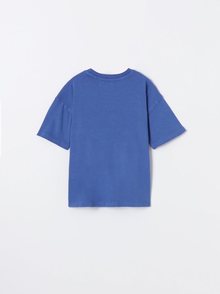Camiseta com bolso - Lavagem azul clara