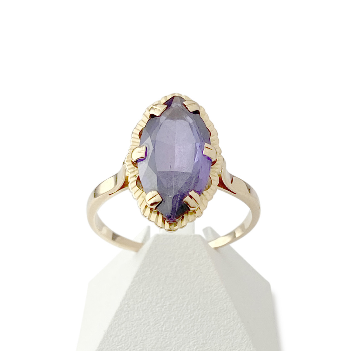 Marquise d'occasion or 750 jaune corindon synthétique