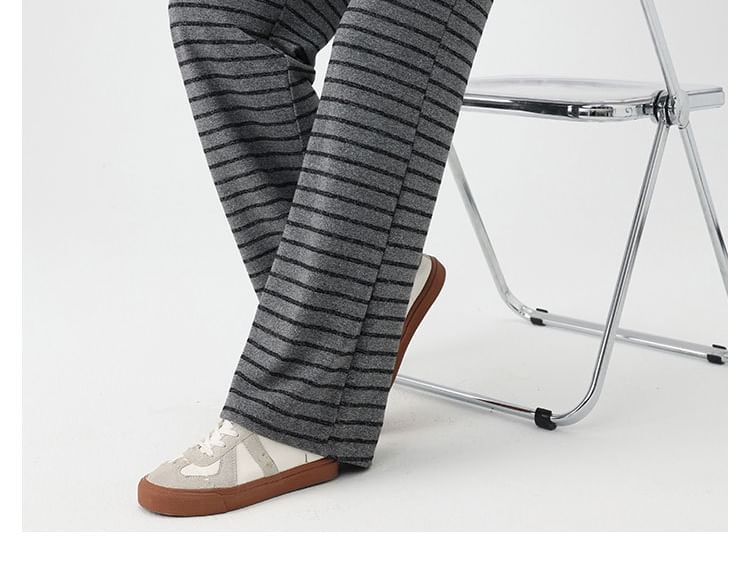 Aestering - Gestreepte, losse gebreide broek met trekkoord in de taille