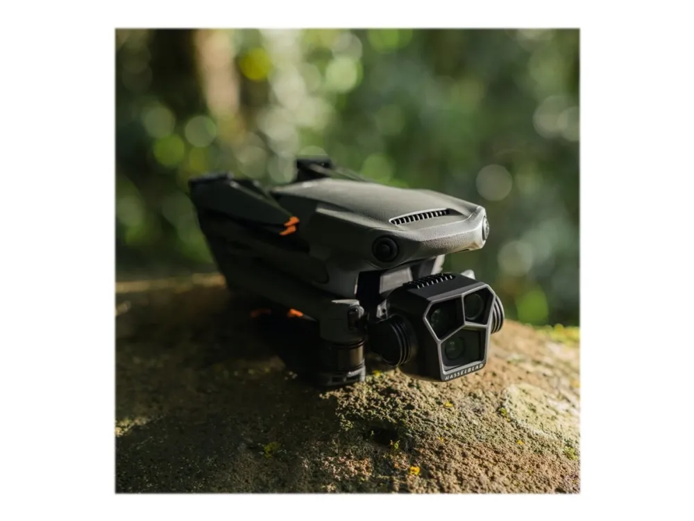 DJI Mavic 3 Pro Fly More Combo (RC PRO)