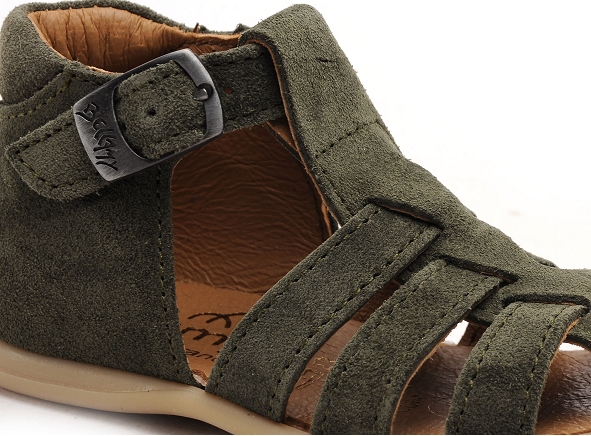 Bellamy nu pieds bebe bebe parvi kaki