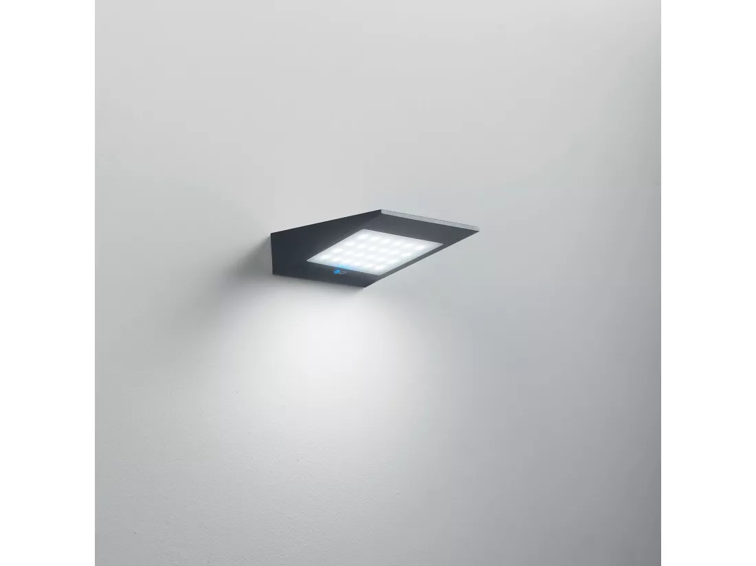 Applique solaire LED 2,2w à piles avec photovoltaïque IP54 gris foncé