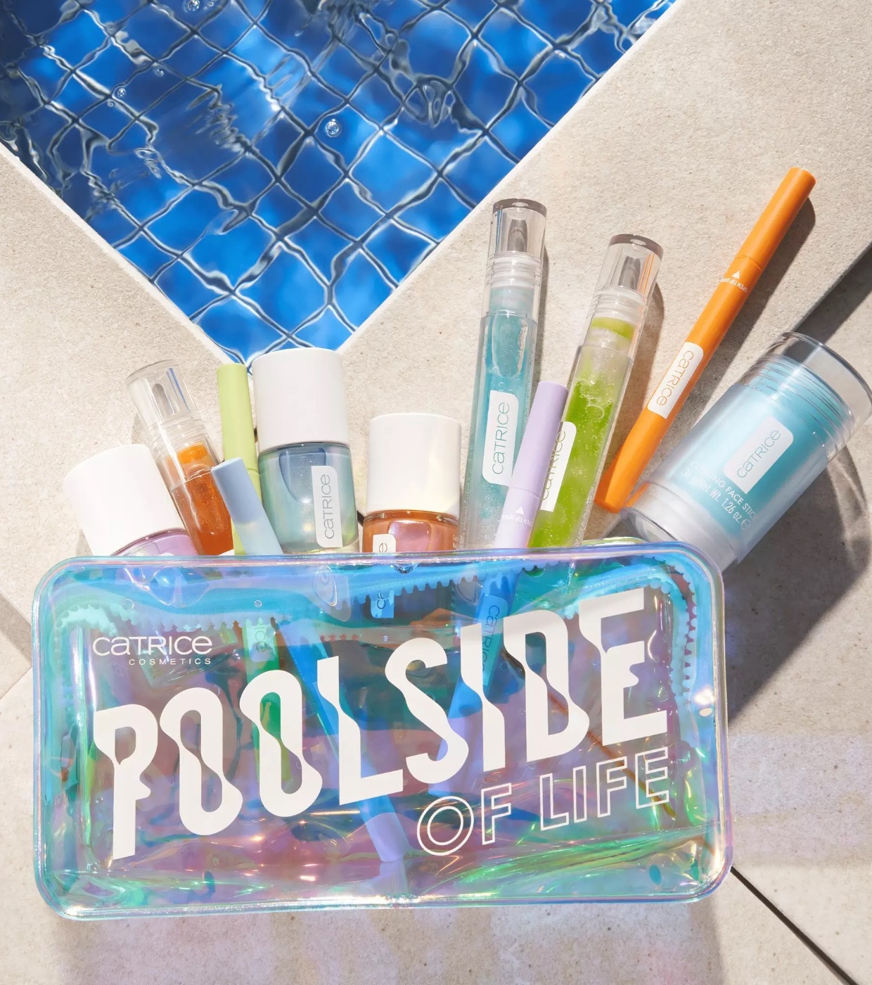 Catrice - *Poolside Of Life* - Óleo labial bifásico - C01: Under Palm Trees