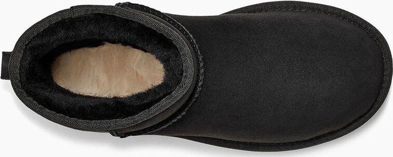 UGG Classic Mini II - Enkellaarsjes - Zwart - Schapenvacht