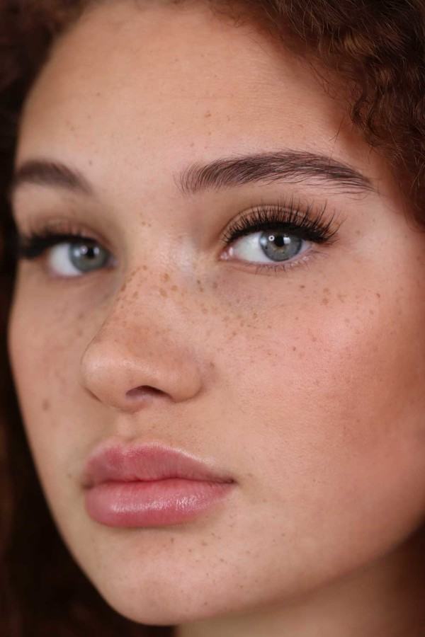 DUFFBEAUTY Nude Lash Collection Just a Hint