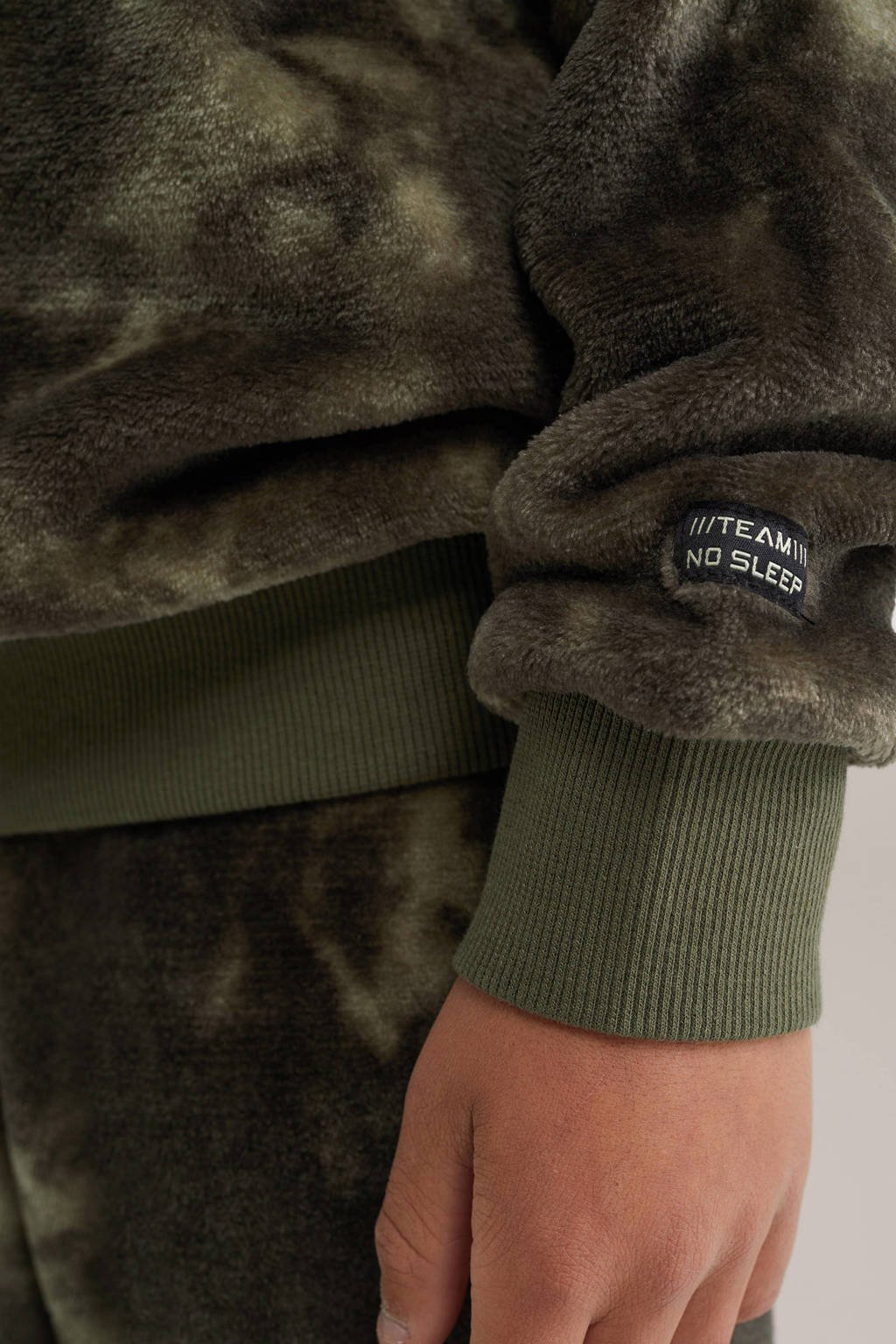 WE Fashion fleece pyjama donkergroen
