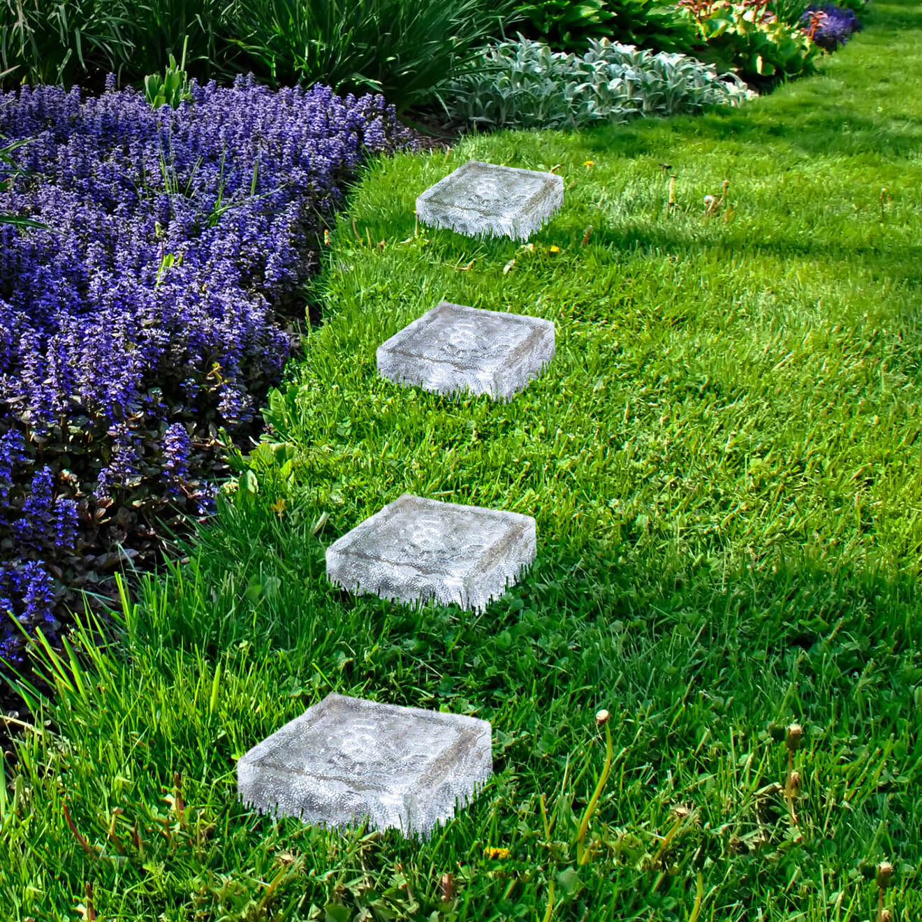Pratik Garden 4 Pavés solaires LED Lumdo transparents - 10x10x5 cm