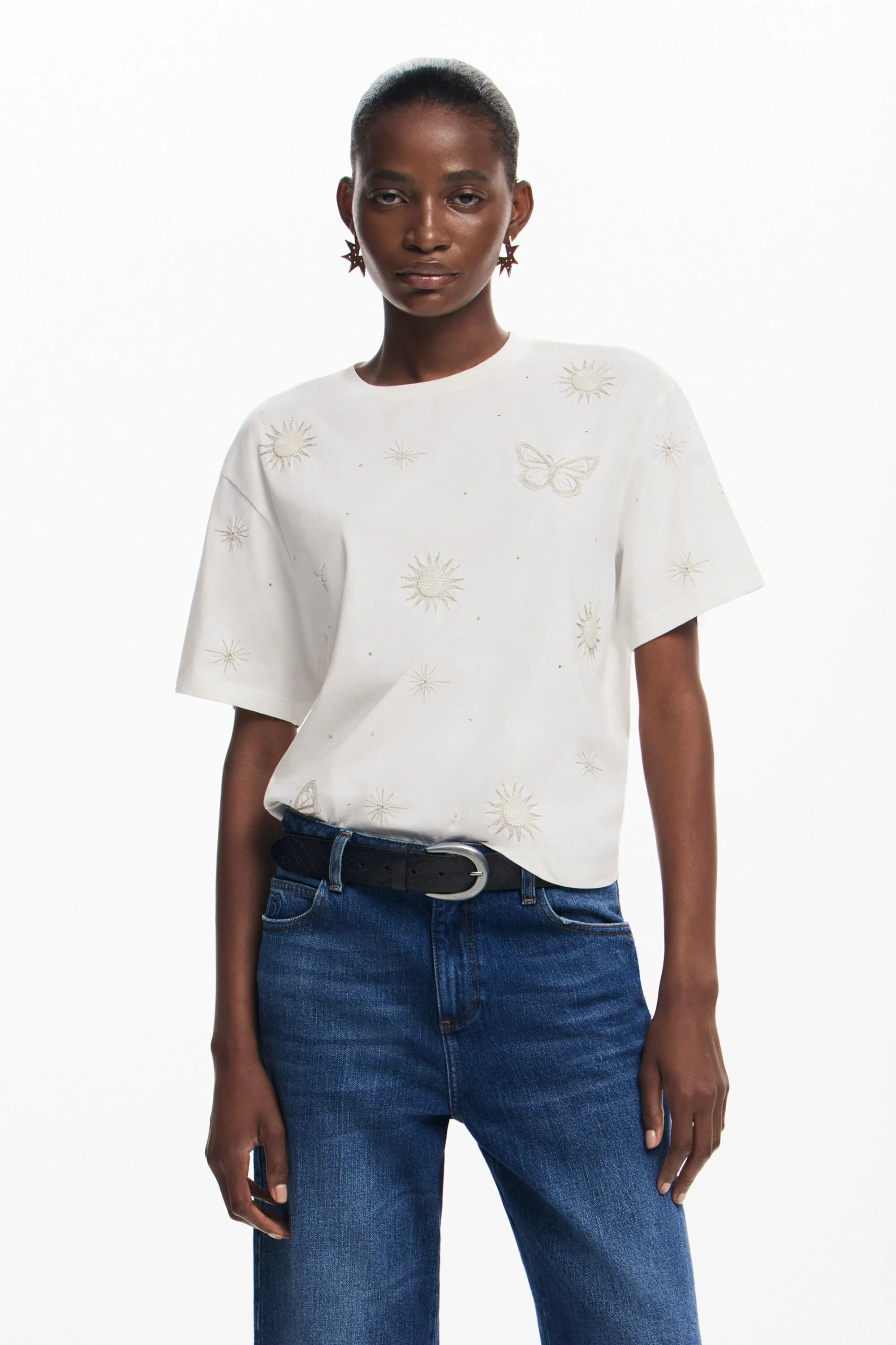 Camiseta com estampa de borboleta