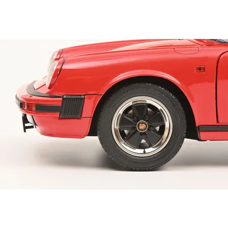 Schuco 450669800 - Porsche 911 Targa rot 1:12