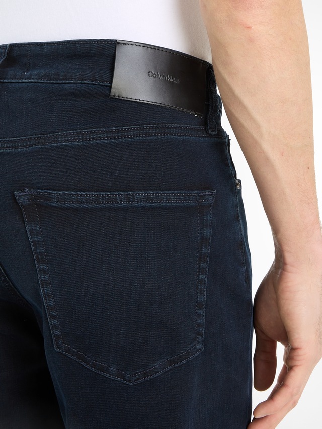 Calvin Klein Gerade Jeans »TAPERED BLUE BLACK«, mit Markenlabel