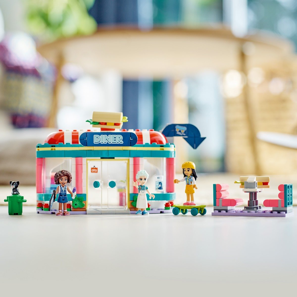 Le snack du centre-ville Lego Friends 41728