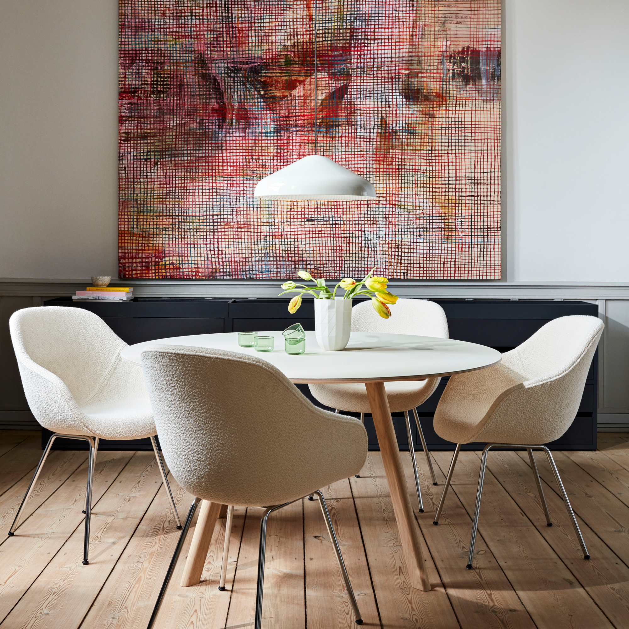 Eettafel CPH 25 Ø140 mat gelakt onderstel linoleum wit blad